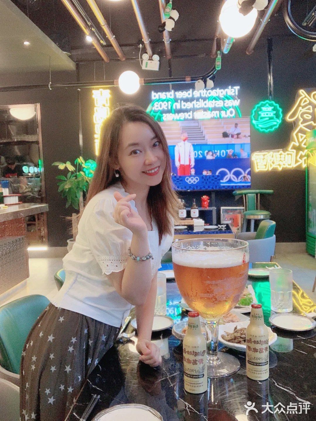 喝啤酒！为奥运健儿加油[加油]