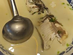 -南京金牛湖巨碗鱼头