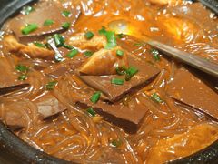 肥肠鸭血豆面煲-上海老站(徐家汇店)