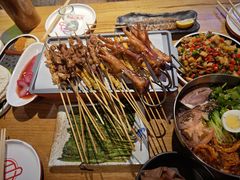 -记忆串城·东北烧烤·小龙虾·大型团建(南油店)