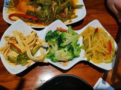 小菜三拼-卡迷尔牛肉面(佳木斯路店)