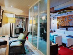 -喜鹊愉家酒店(郑州曼哈顿博览中心地铁站店)