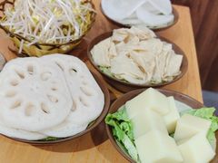 -黔三一夺夺粉酸汤火锅(百信店)