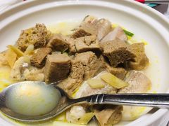 丝瓜鱼面筋-上海老饭店(北京分店)