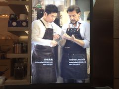 -瑞幸咖啡(解放碑英利大融城店)