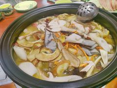 -菌之家·专业纯野生菌火锅·特色炒菌