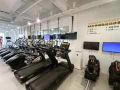 -发条鸭无人健身房(浦东北艾路店)