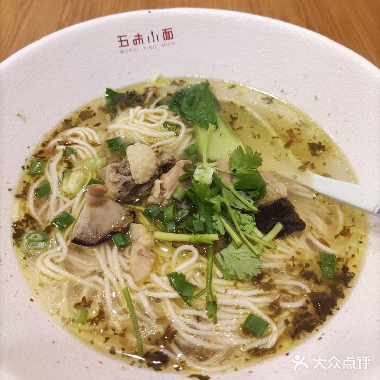 学校附近的美食店