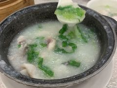 生滚鲜鲩鱼片粥-龙的酒楼·手工早茶·顺德菜(近良路店)