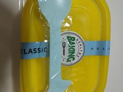 -蜜蜂小象·榴莲千层蛋糕(时代汇11栋店)