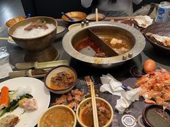 -牛YO寿喜烧·铁板烧和牛火锅自助(市府恒隆店)