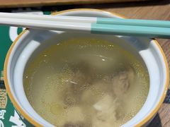 -老乡鸡(亳州路天庆大厦店)