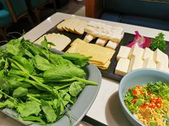 豌豆尖-小街猪手(团结湖店)