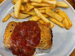 -12 Rocks Beach Bar Cafe