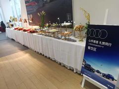 -上海冠松华奥奥迪4S店(张江店)