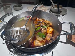 -左庭右院鲜牛肉火锅(金山万达店)