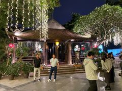 -河内西湖莲花自助餐厅