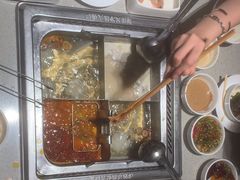 -海底捞火锅(航洋城店)