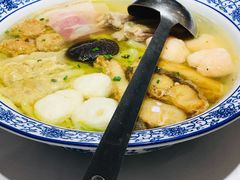 老浦东蒸三鲜-老人和饭店(淮海中路店)