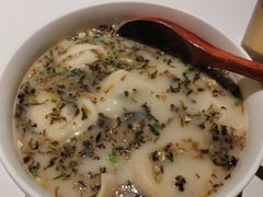 黄鱼馄饨-顶特勒·黄鱼馆·特色菜(上海大世界店)