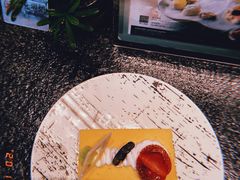 -隐秀山居酒店大堂吧