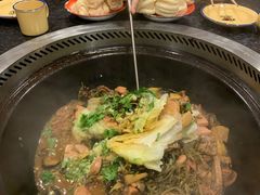 -关东情铁锅炖(迎春大街店)