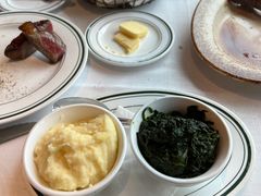 -Wolfgang’s Steakhouse 沃夫冈牛排馆(上海白玉兰广场店)