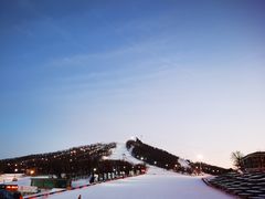 -庙香山滑雪场