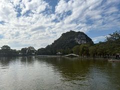 -星湖旅游景区七星岩