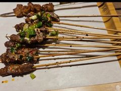 -街角等你.大连海鲜烧烤.经典铁板海鲜串(西安路店)