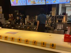 -麦当劳(中山公园龙之梦店)