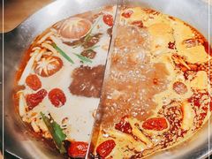 -湊湊火锅·茶憩(杭州湖滨银泰in77店)