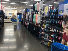 -迪卡侬(民族东店)