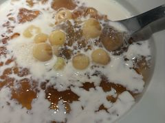 -RUXU入续糖水铺与包(卓悦中心店)