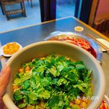 重庆必吃的地道火锅，就选映山红了！