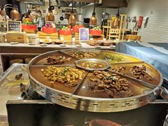 自助取餐区-广州希尔顿逸林酒店-OPEN開·全日制餐厅·海鲜·小火锅·自助餐(东风路店)