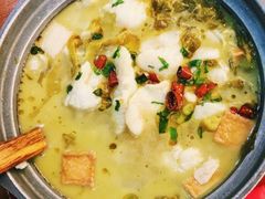 -周鱼小馆石锅酸菜鱼(活力汇店)