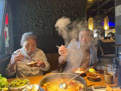 -贵厨酸汤牛肉(花果园国际中心店)