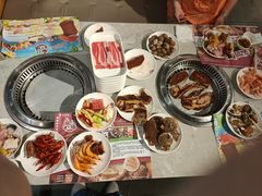 -汉金城海鲜烤肉自助百汇(威海威高广场店)