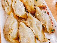 牛肉鍋貼-小姜锅贴(凤凰街店)