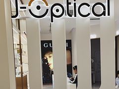 -J-Optical佳视明眼镜·蔡司视觉(青岛金茂览秀城店)