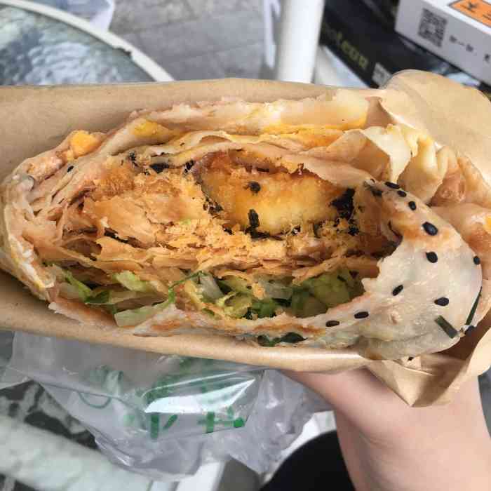 吴小糖·沙拉煎饼(临城路店)-"吴小糖·沙拉煎饼赶着去余杭区第一人民