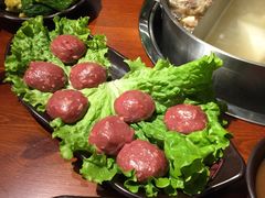 现打牛肉丸-高兴壹锅·潮汕鲜牛肉火锅(良乡梅花庄店)