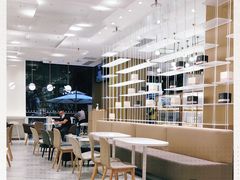 大堂-奈雪的茶(华侨城创意园店)