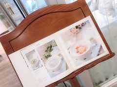 -燕庭·纯燕窝·甜品下午茶(南京西路店)
