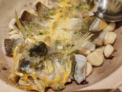 砂锅姜葱焗大黄鱼-炳胜品味(海印总店)