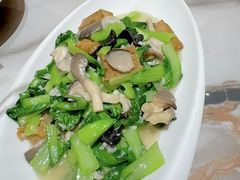 -梅利汴京烤鸭•开封豫菜地标店(东大街店)