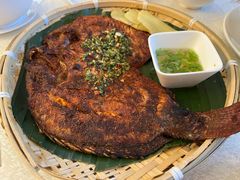 傣家香茅草烤罗非鱼-云腾食府·云南菜
