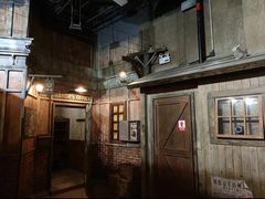 -暴风岛沉浸式体验馆(百联世纪店)