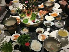 -半岛翡丽海鲜自助餐厅(观风亭店)
